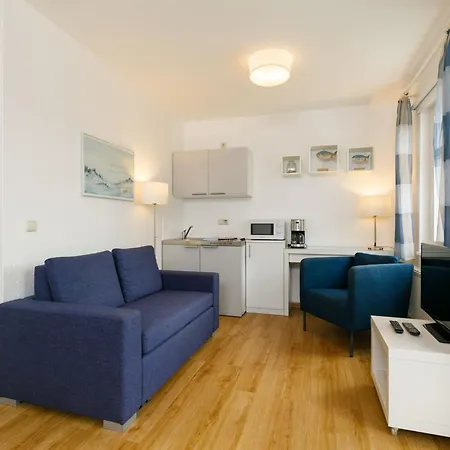 App-17 Zinnowitzer Hof By Interhome